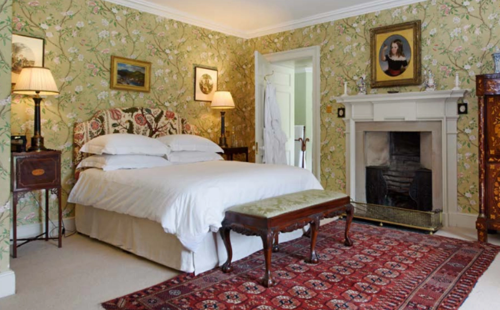 Fully Catered – £2250 inc VAT (£1875 ex VAT)